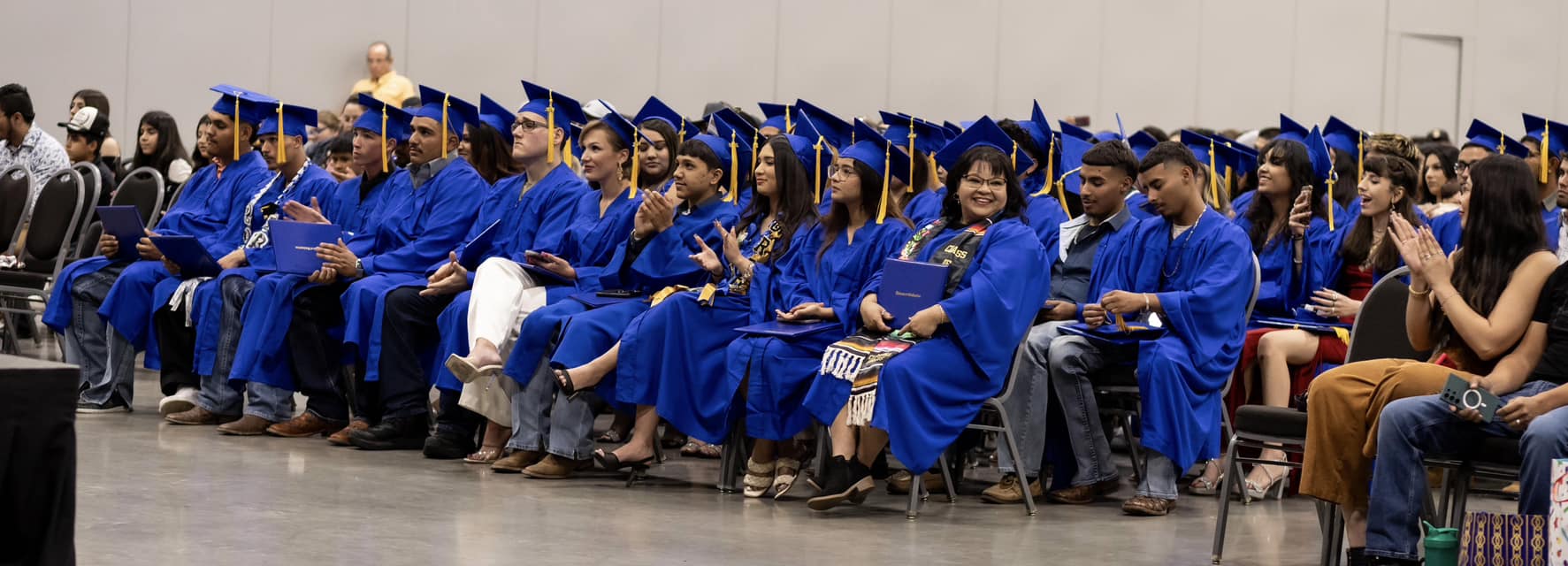 Grad Adult Ceremony Systpyoc